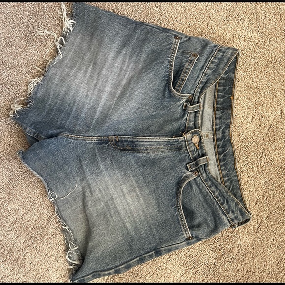 Levi's Pants - Levi’s denim shorts